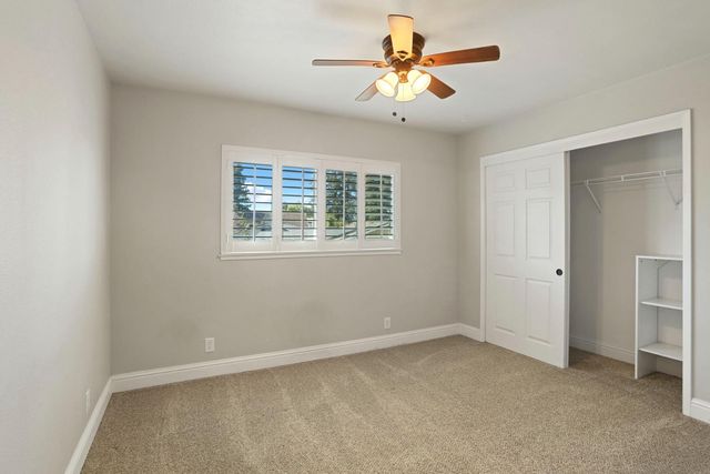 4233 Five Mile Dr, Stockton, CA 95219