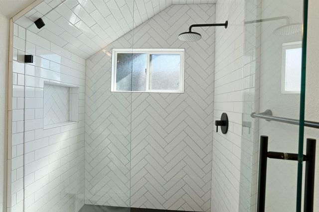 4233 Five Mile Dr, Stockton, CA 95219