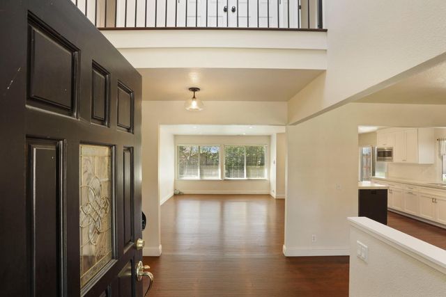 4233 Five Mile Dr, Stockton, CA 95219