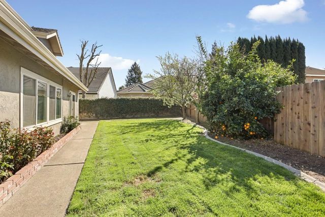 4233 Five Mile Dr, Stockton, CA 95219