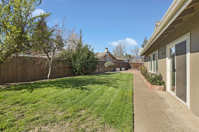 4233 Five Mile Dr, Stockton, CA 95219