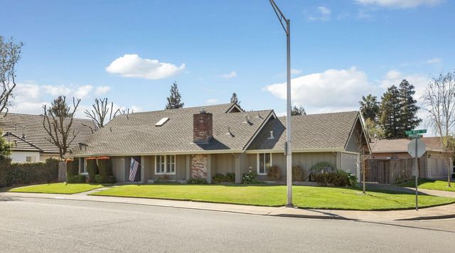4233 Five Mile Dr, Stockton, CA 95219