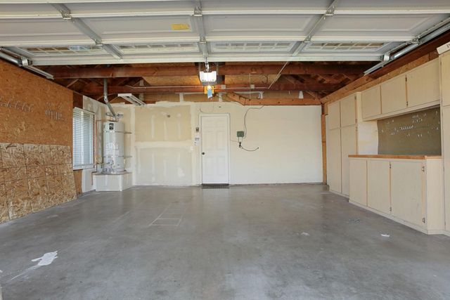 4233 Five Mile Dr, Stockton, CA 95219