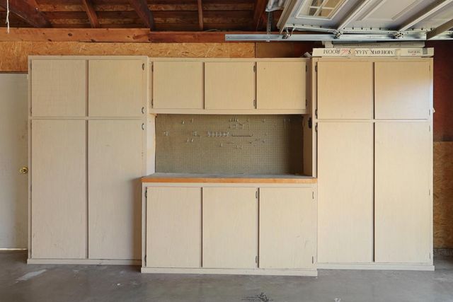 4233 Five Mile Dr, Stockton, CA 95219