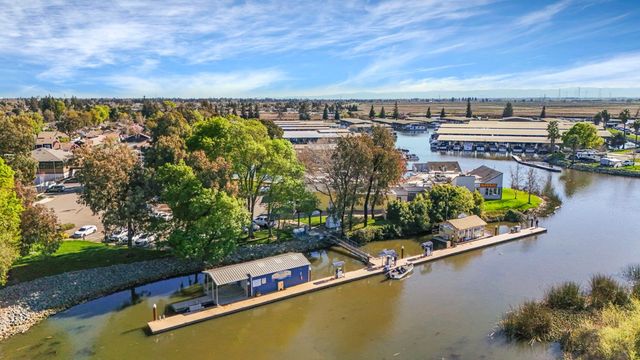 4233 Five Mile Dr, Stockton, CA 95219