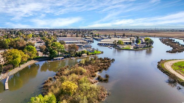 4233 Five Mile Dr, Stockton, CA 95219