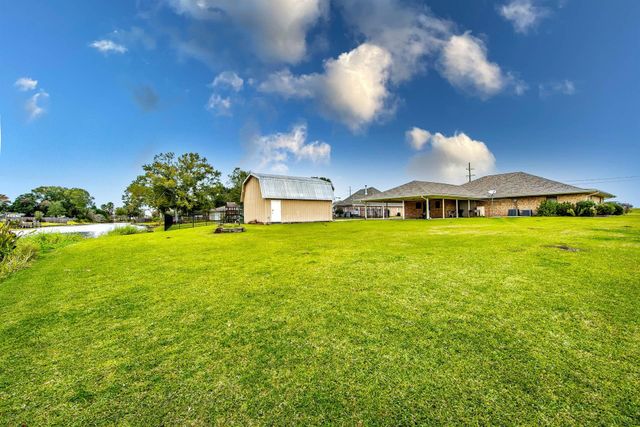 10548 East Park Ave, Houma, LA 70363