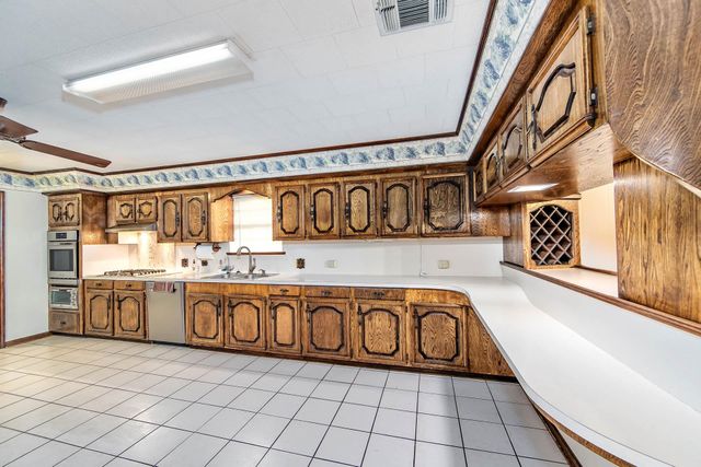 10548 East Park Ave, Houma, LA 70363