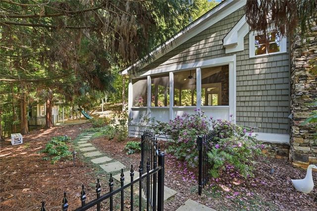 505 Gramercy Drive NE, Marietta, GA 30068