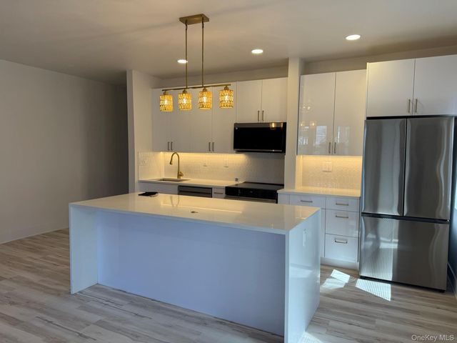 35-25 190th Street 1, Flushing, NY 11358