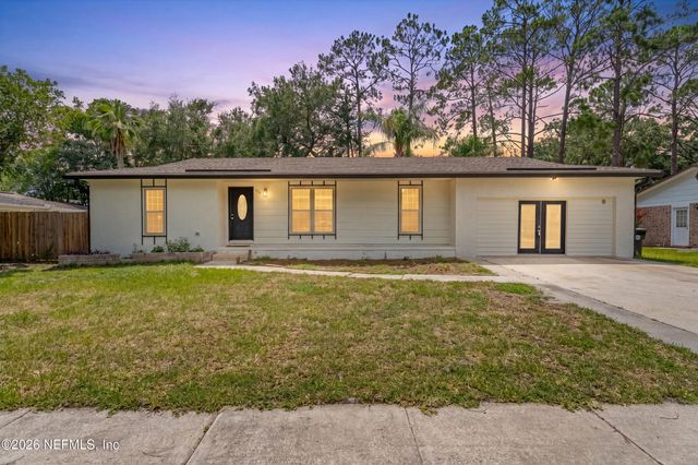 962 GROVE PARK Drive E, Orange Park, FL 32073