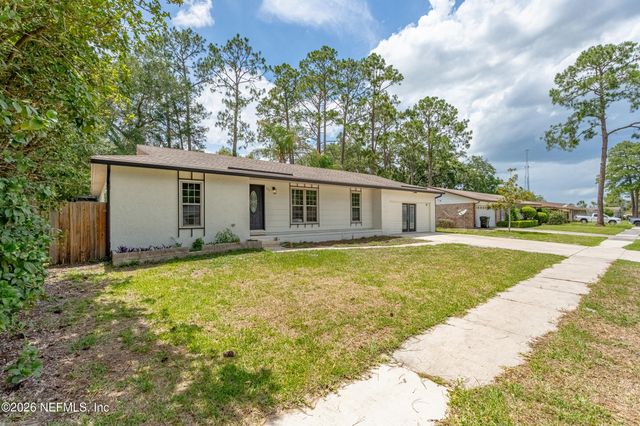 962 GROVE PARK Drive E, Orange Park, FL 32073