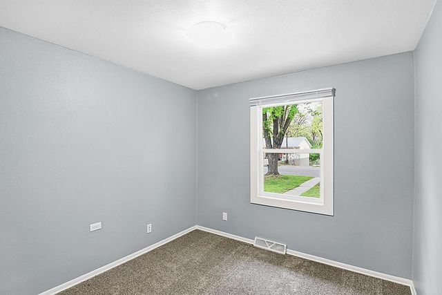 609 4th Avenue N, Sauk Rapids, MN 56379