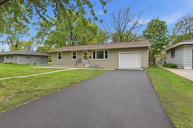 609 4th Avenue N, Sauk Rapids, MN 56379