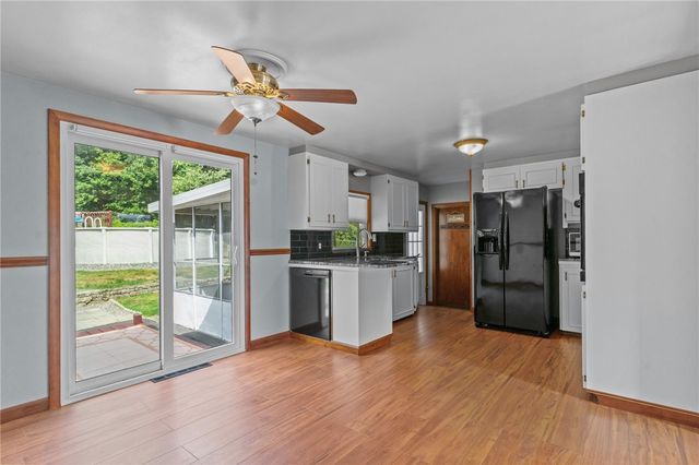 11 Red Robin Road, Cranston, RI 02920