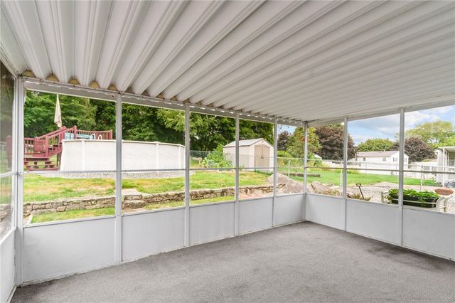 11 Red Robin Road, Cranston, RI 02920