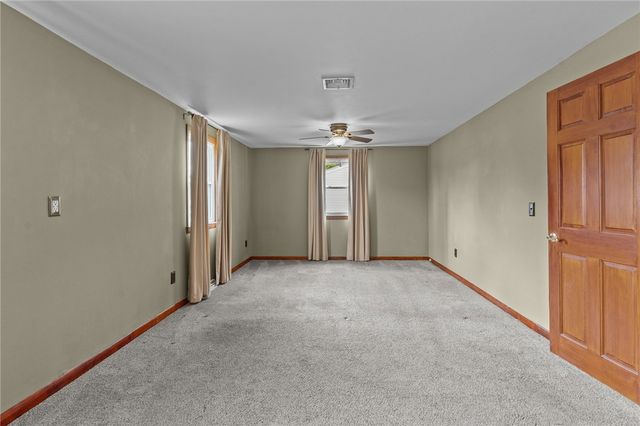 11 Red Robin Road, Cranston, RI 02920