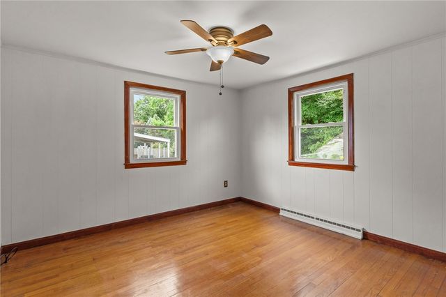 11 Red Robin Road, Cranston, RI 02920