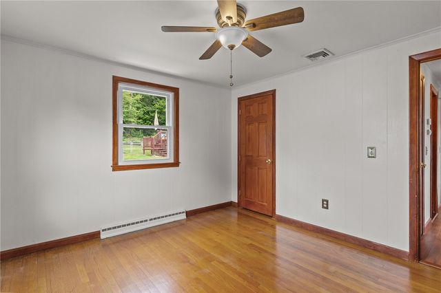 11 Red Robin Road, Cranston, RI 02920