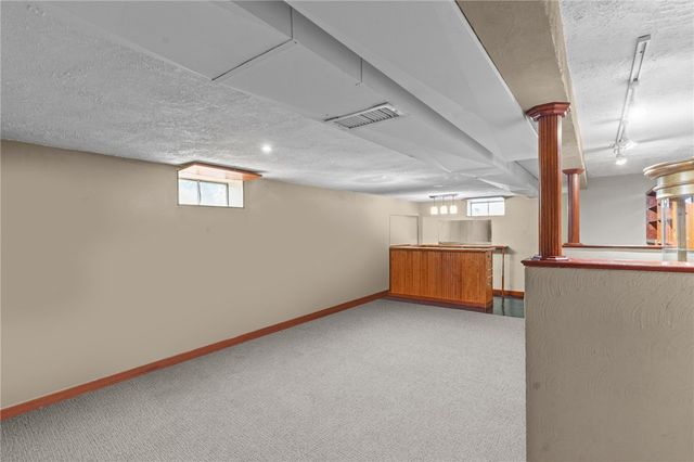 11 Red Robin Road, Cranston, RI 02920