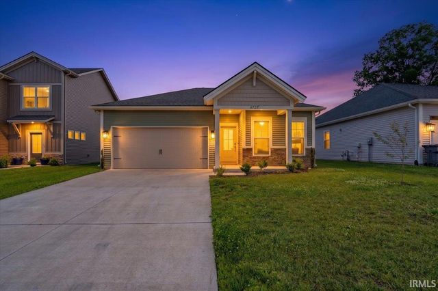 4727 Alaina Drive, Newburgh, IN 47630