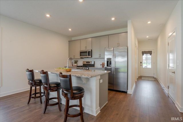 4727 Alaina Drive, Newburgh, IN 47630
