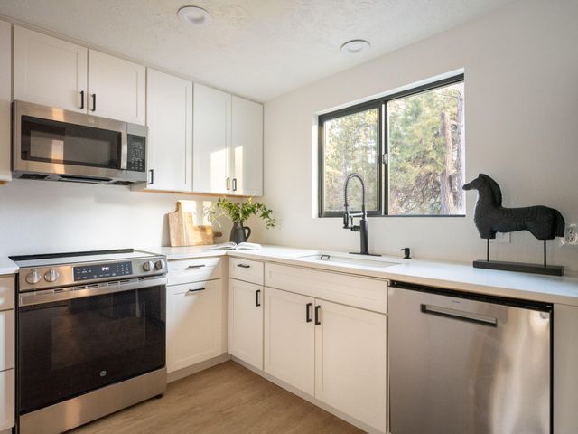 15638 Sherrie Way, La Pine, OR 97739