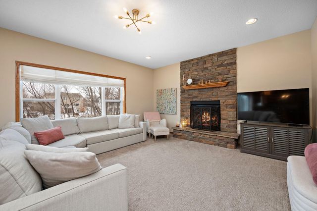 10552 Noble Circle N, Brooklyn Park, MN 55443