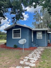 734 N Franklin Street, Sebring, FL 33870