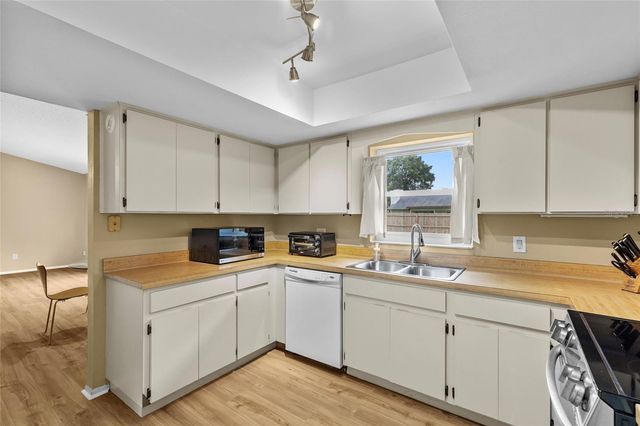 8040 CLOVERGLEN CIRCLE, Orlando, FL 32818
