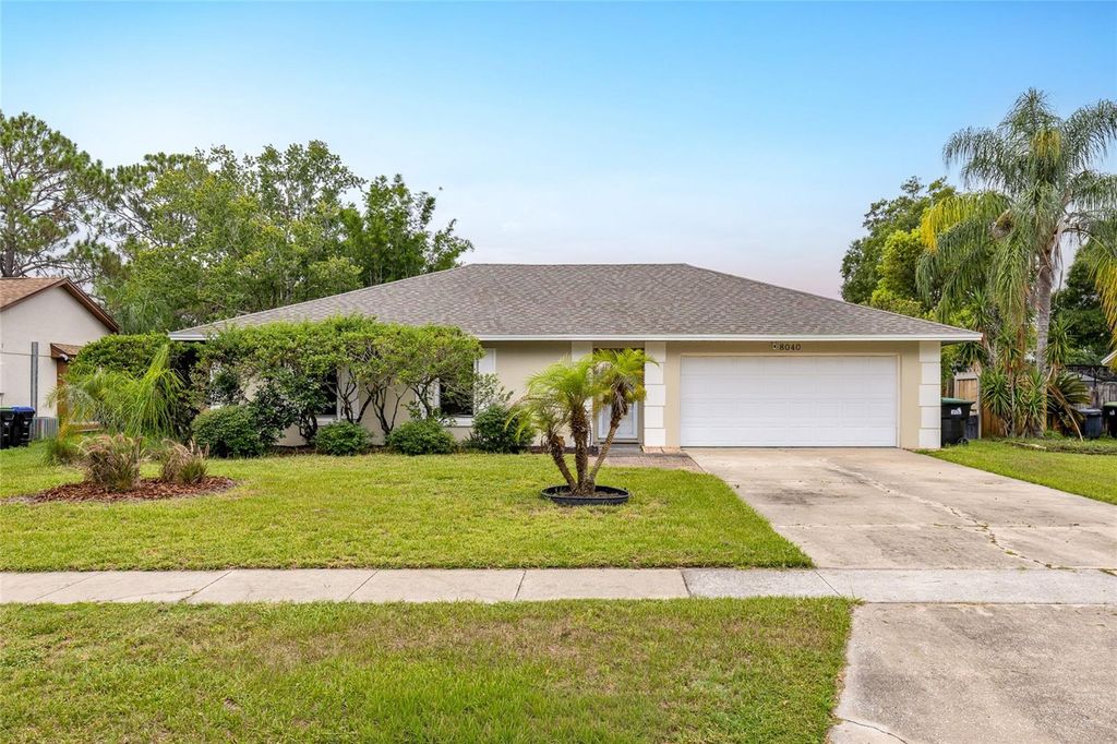 8040 CLOVERGLEN CIRCLE, Orlando, FL 32818