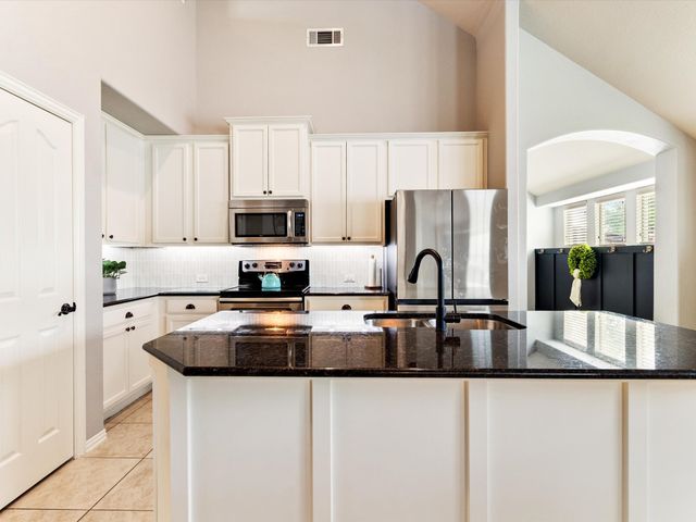 8148 Rock Elm Road, Fort Worth, TX 76131