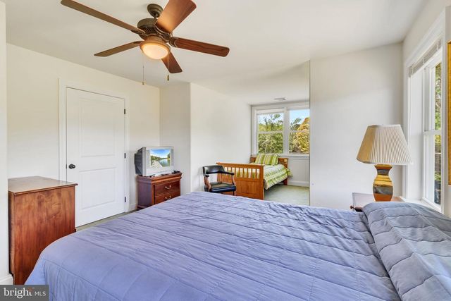 58 OUTRIGGER POINT DR, Heathsville, VA 22473