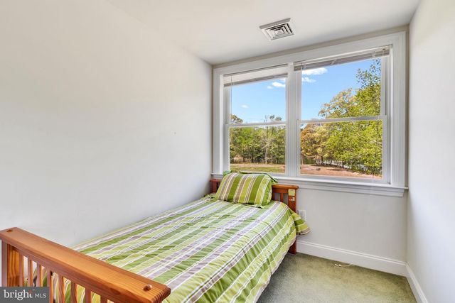 58 OUTRIGGER POINT DR, Heathsville, VA 22473