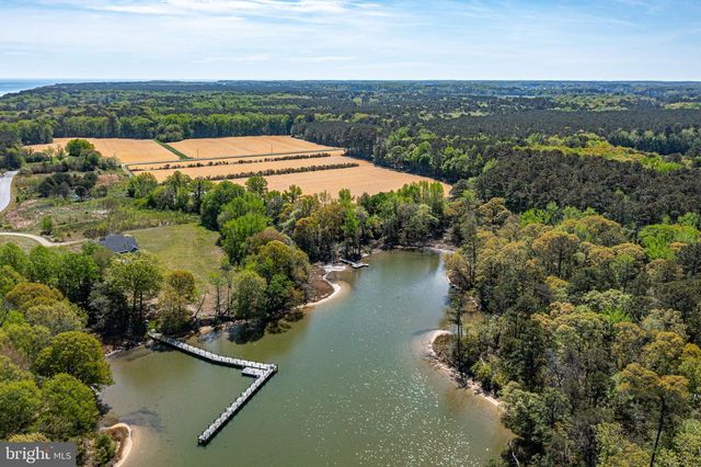 58 OUTRIGGER POINT DR, Heathsville, VA 22473