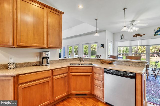 58 OUTRIGGER POINT DR, Heathsville, VA 22473