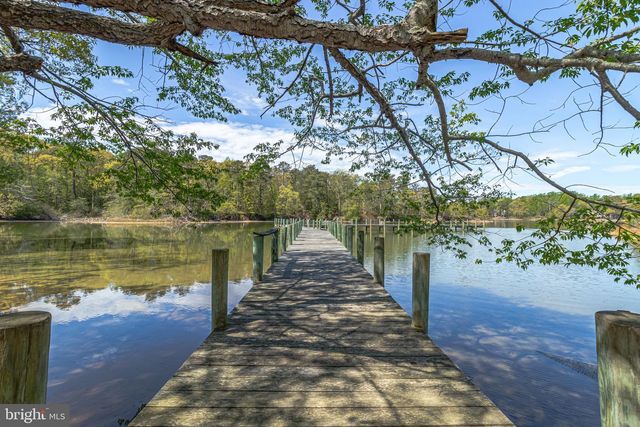 58 OUTRIGGER POINT DR, Heathsville, VA 22473
