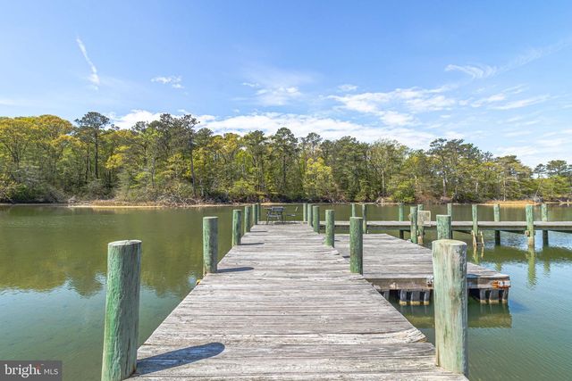 58 OUTRIGGER POINT DR, Heathsville, VA 22473