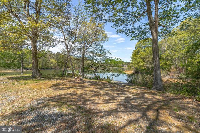 58 OUTRIGGER POINT DR, Heathsville, VA 22473