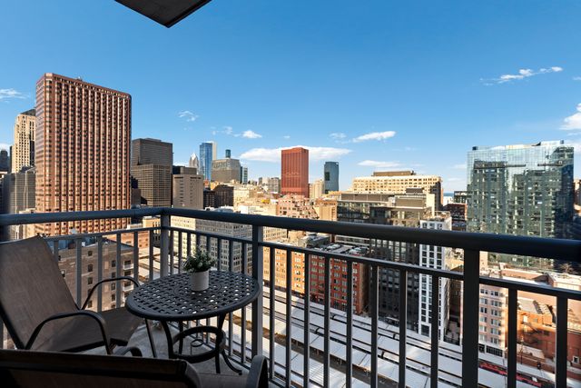 701 S Wells Street 2302, Chicago, IL 60607