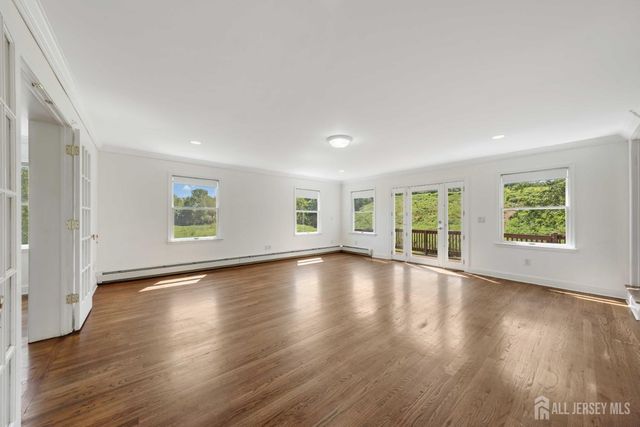 223 Pleasant Run Road, Readington, NJ 08853