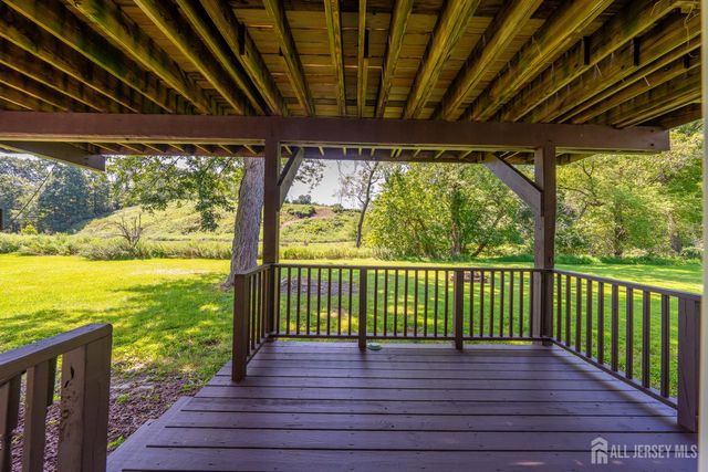 223 Pleasant Run Road, Readington, NJ 08853