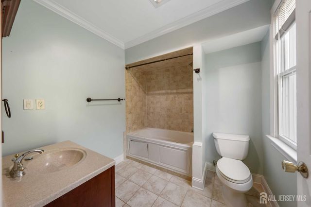 223 Pleasant Run Road, Readington, NJ 08853