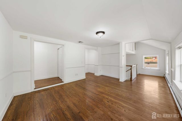 223 Pleasant Run Road, Readington, NJ 08853