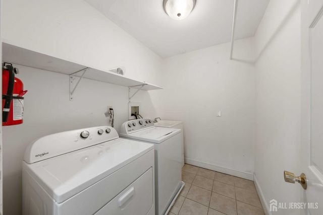 223 Pleasant Run Road, Readington, NJ 08853