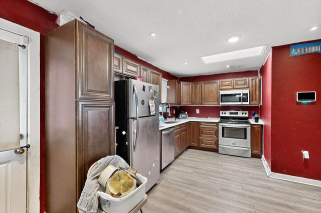 9716 Indian School Road NE, Albuquerque, NM 87112