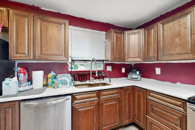 9716 Indian School Road NE, Albuquerque, NM 87112