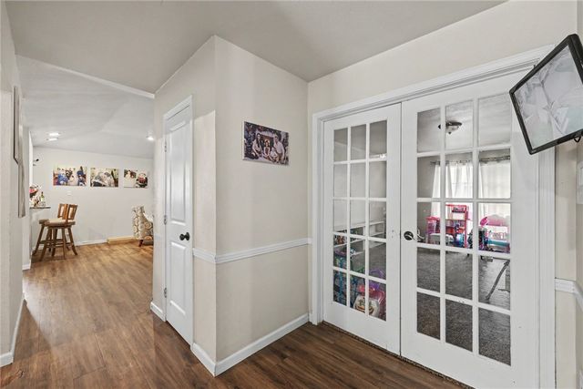 6433 Oakbrook Dr, Corpus Christi, TX 78413