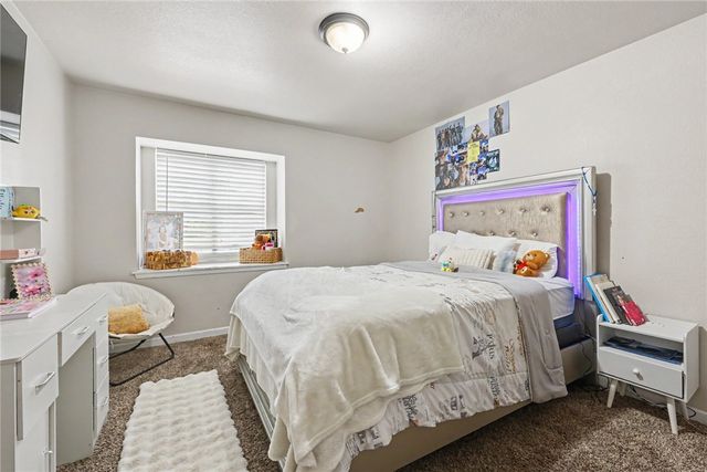 6433 Oakbrook Dr, Corpus Christi, TX 78413