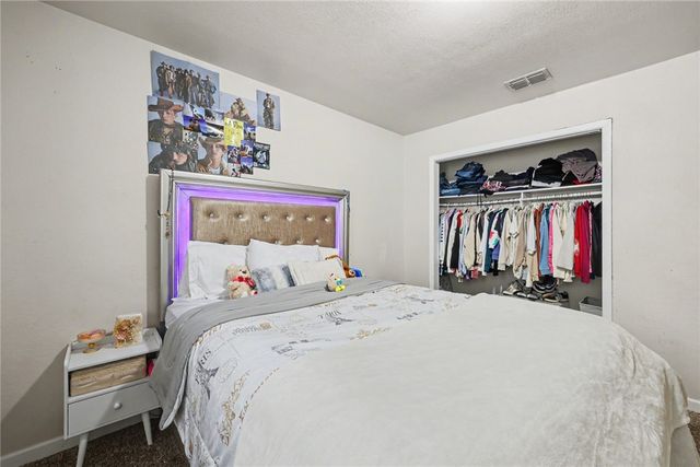 6433 Oakbrook Dr, Corpus Christi, TX 78413